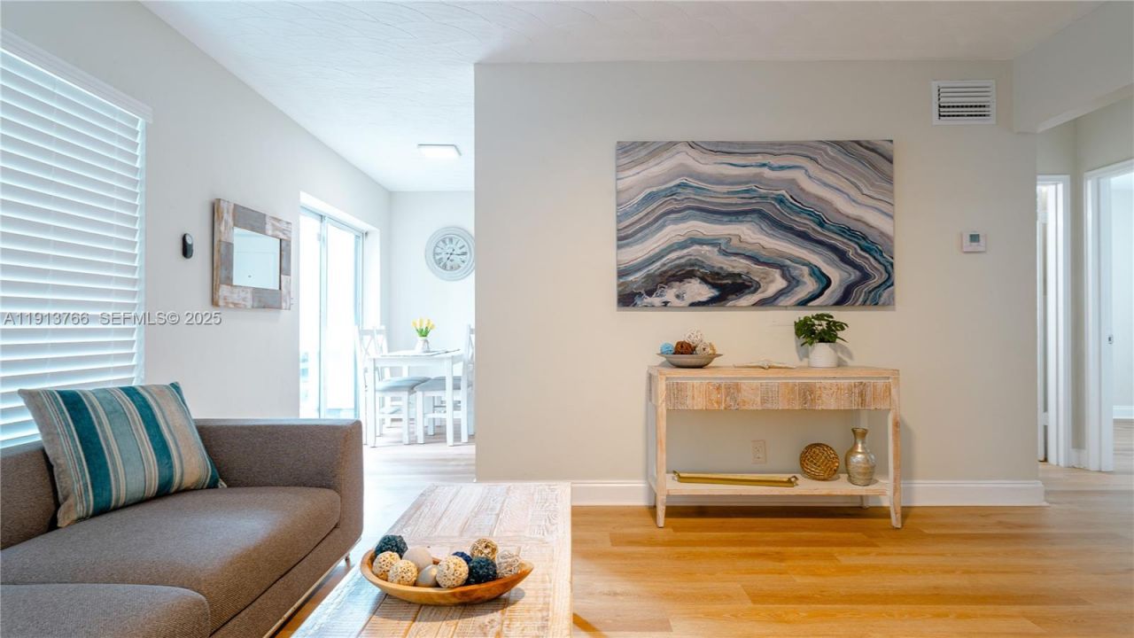 2634 Thomas St, Hollywood, FL 33020 Photo