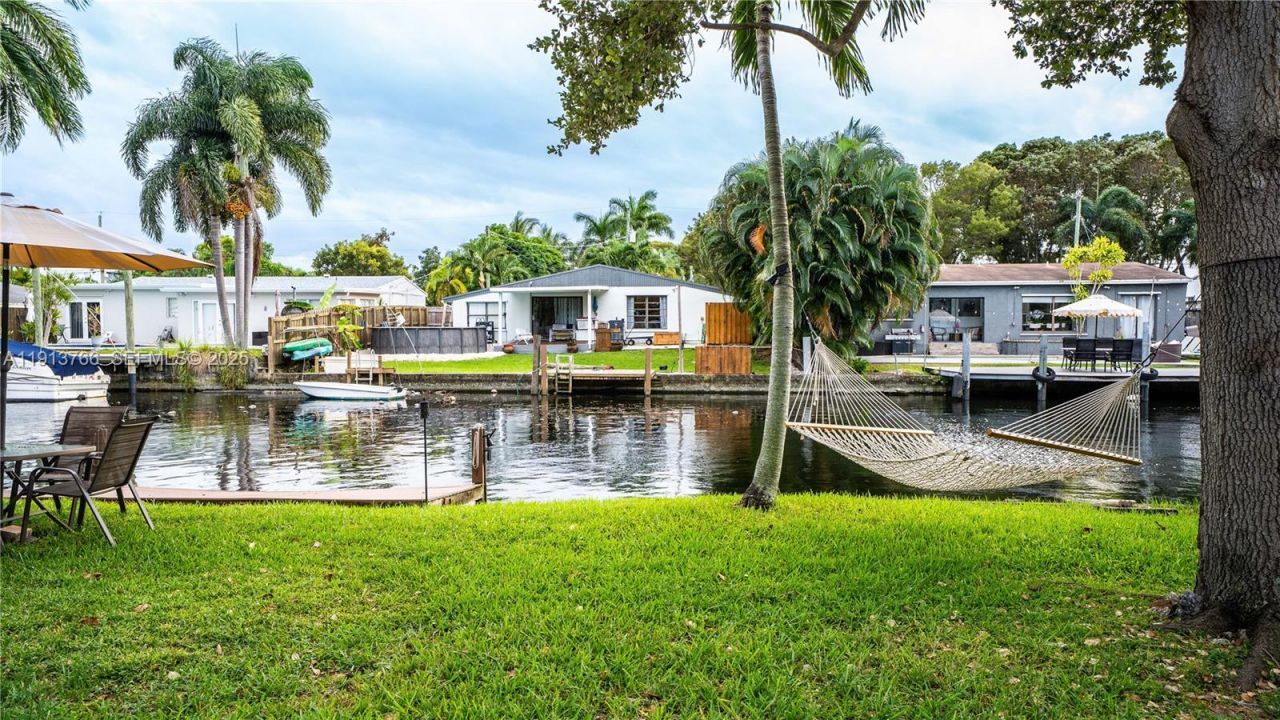 2634 Thomas St, Hollywood, FL 33020 Photo