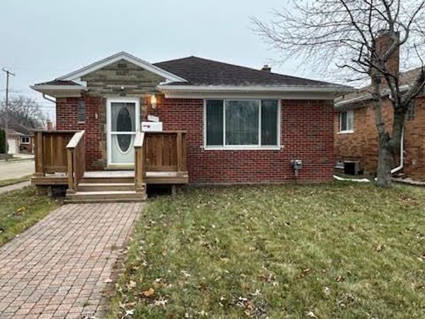 17448 Veronica Avenue, Eastpointe, MI 48021