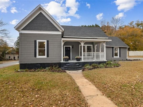 2951 NW Moon Station Road NW, Kennesaw, GA 30144