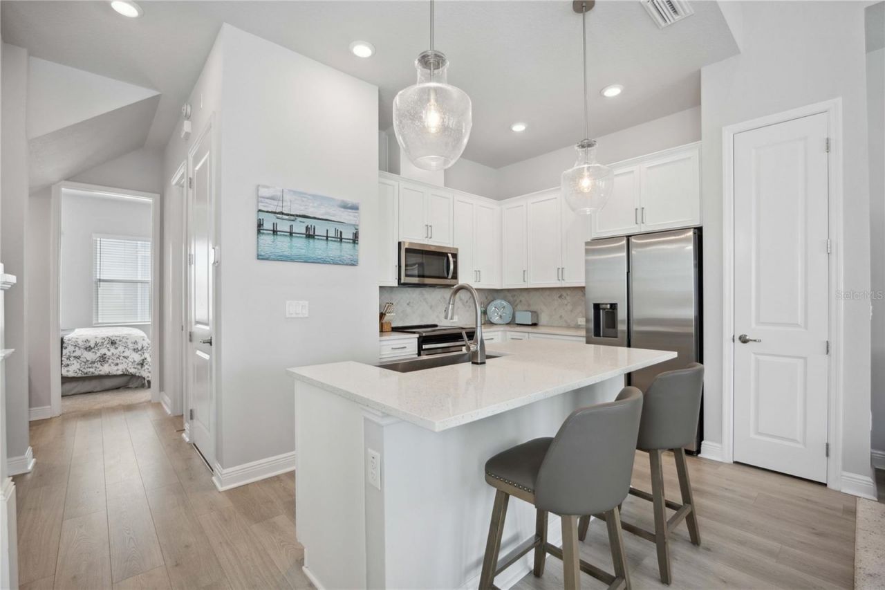 2344 Lindstrom Street, Sarasota, FL 34237 Photo