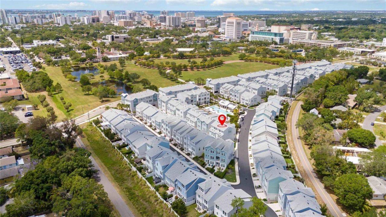 2344 Lindstrom Street, Sarasota, FL 34237 Photo