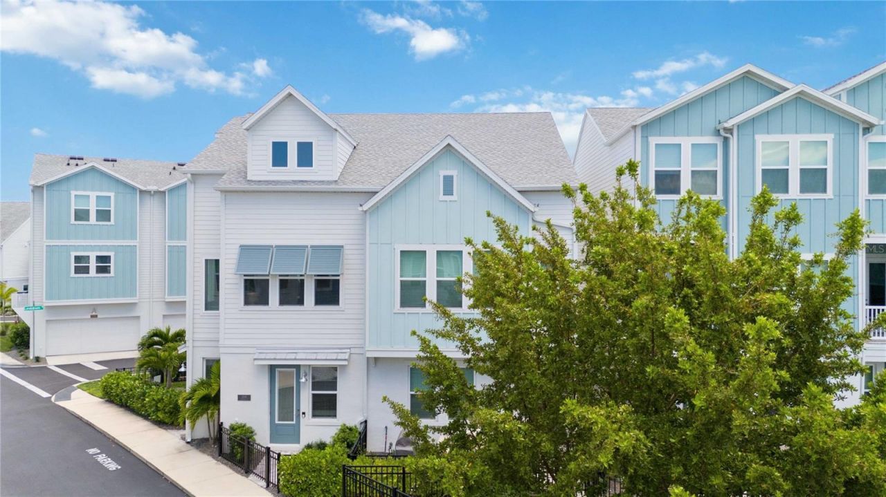 2344 Lindstrom Street, Sarasota, FL 34237 Photo