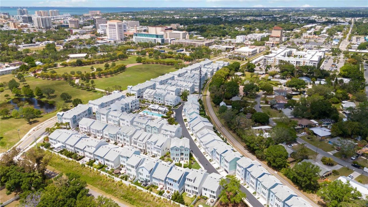 2344 Lindstrom Street, Sarasota, FL 34237 Photo