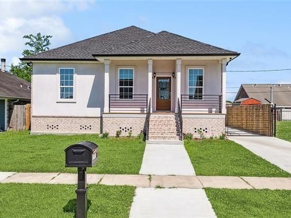 2708 MARQUEZ Drive, Meraux, LA 70075