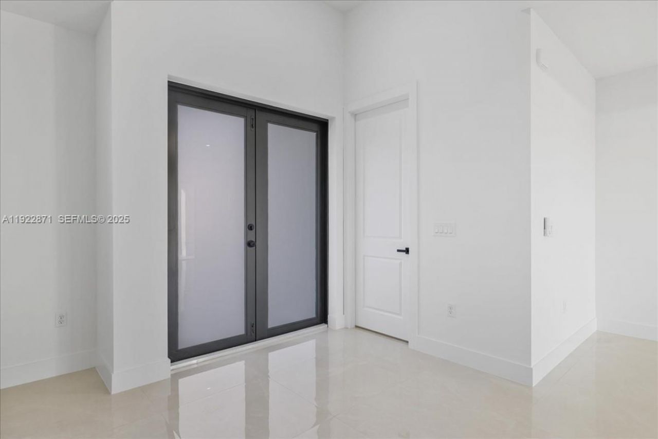 4207 28 St Sw, Lehigh Acres, FL 33976 Photo