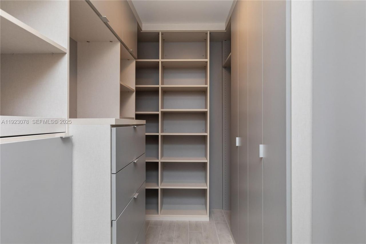 488 NE 18th St, Unit 5012, Miami, FL 33132 Photo