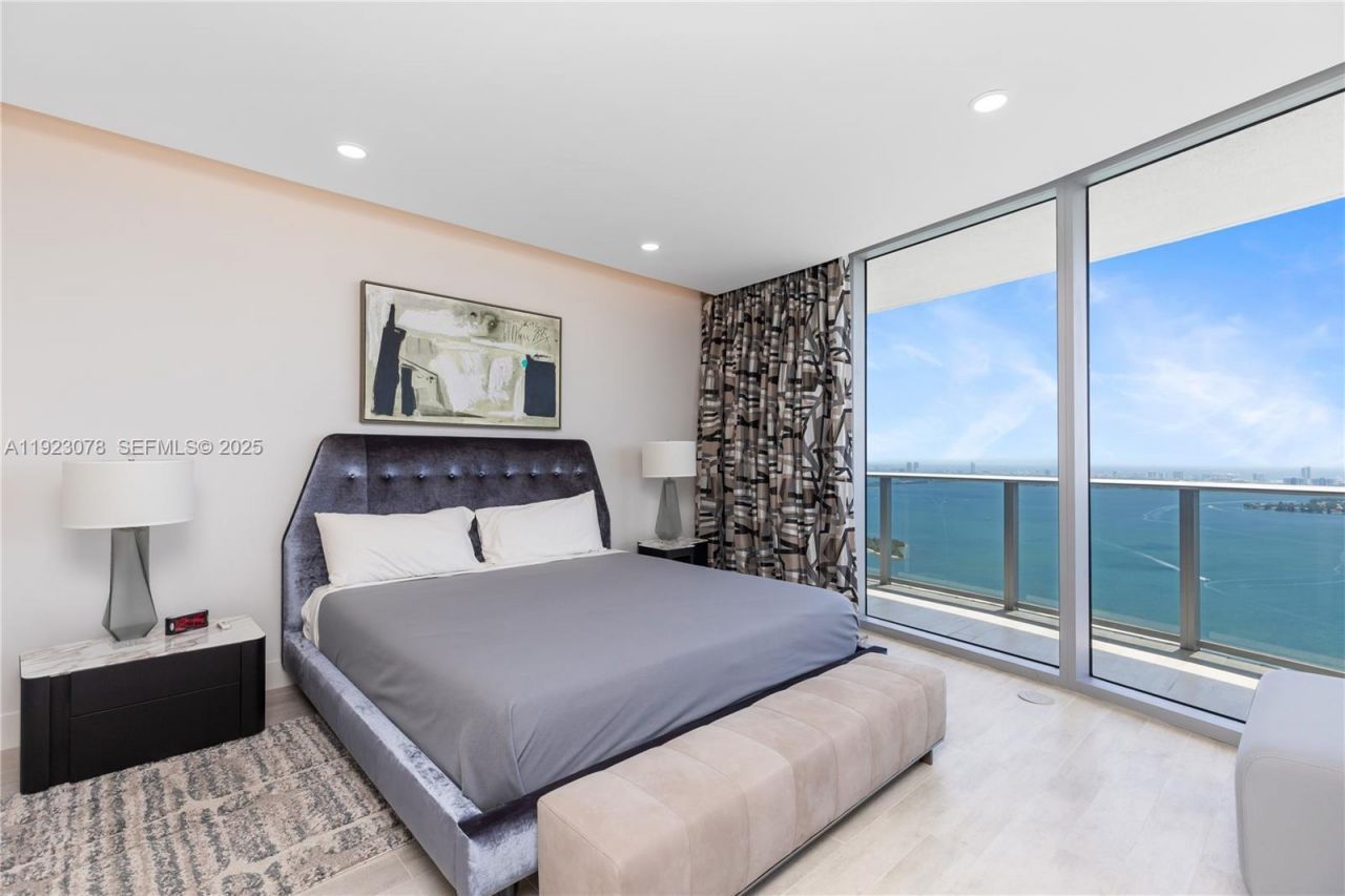 488 NE 18th St, Unit 5012, Miami, FL 33132 Photo