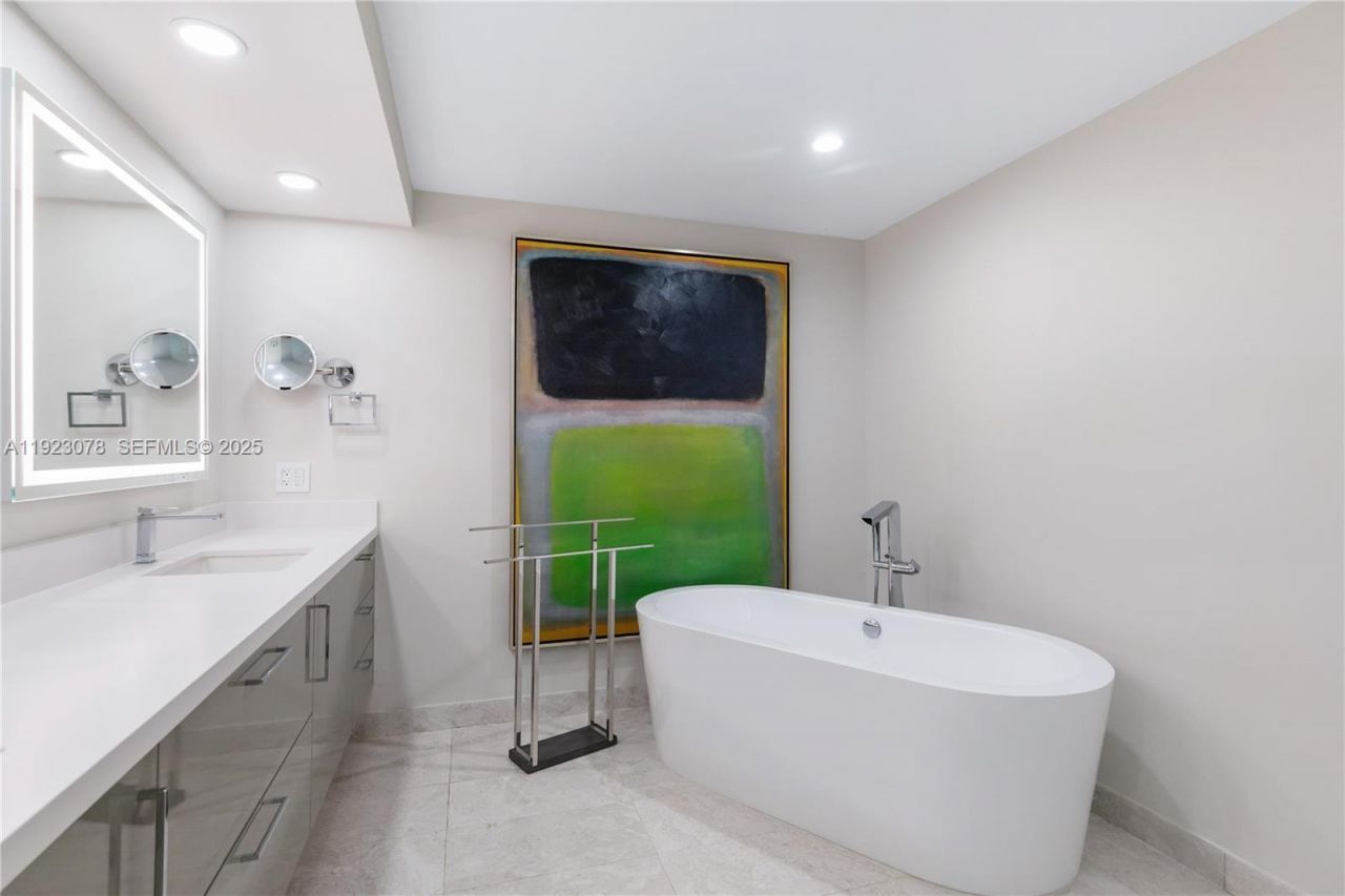 488 NE 18th St, Unit 5012, Miami, FL 33132 Photo