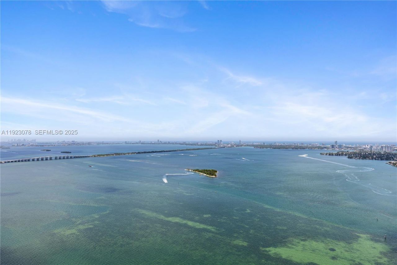 488 NE 18th St, Unit 5012, Miami, FL 33132 Photo