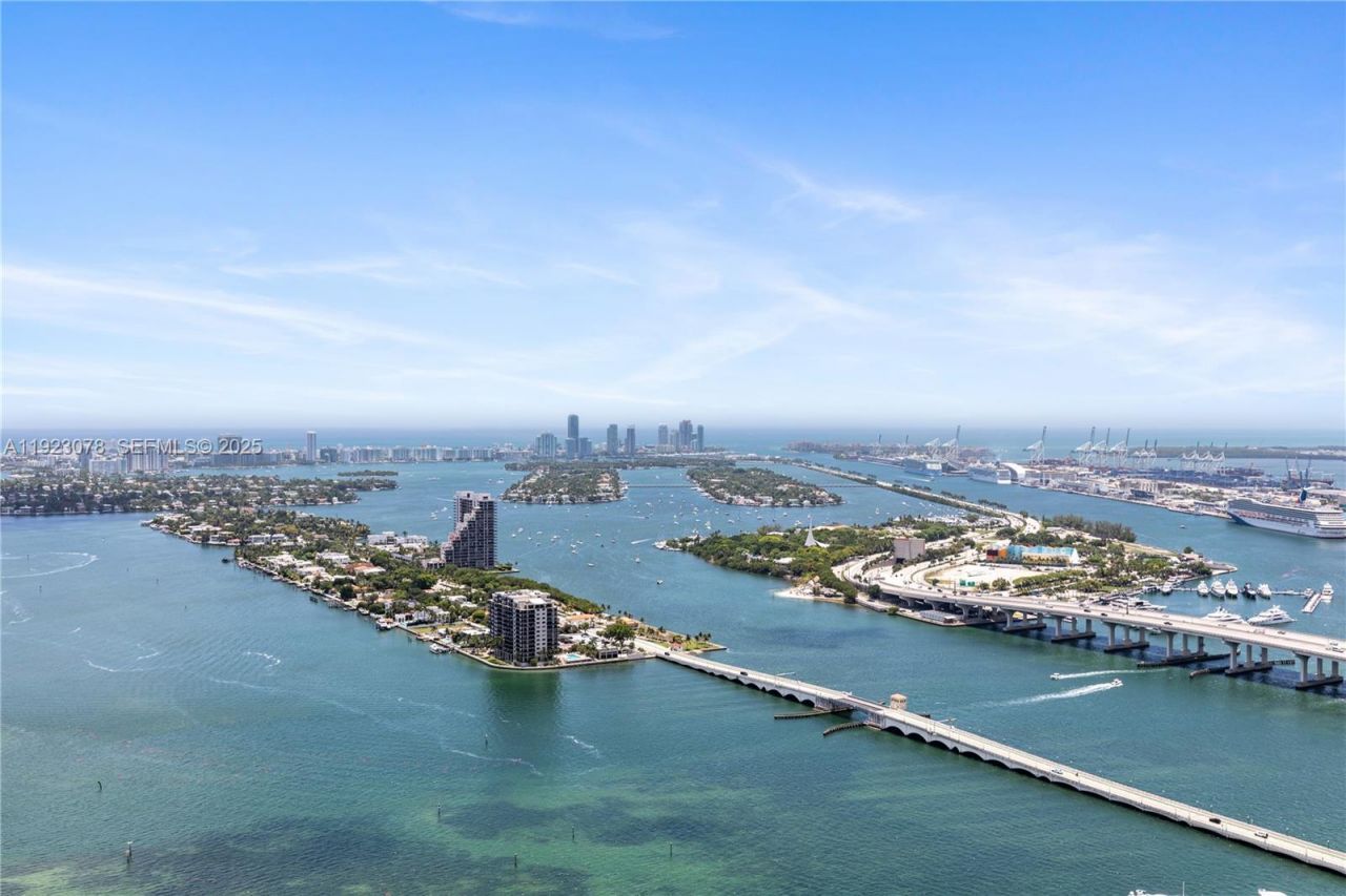 488 NE 18th St, Unit 5012, Miami, FL 33132 Photo