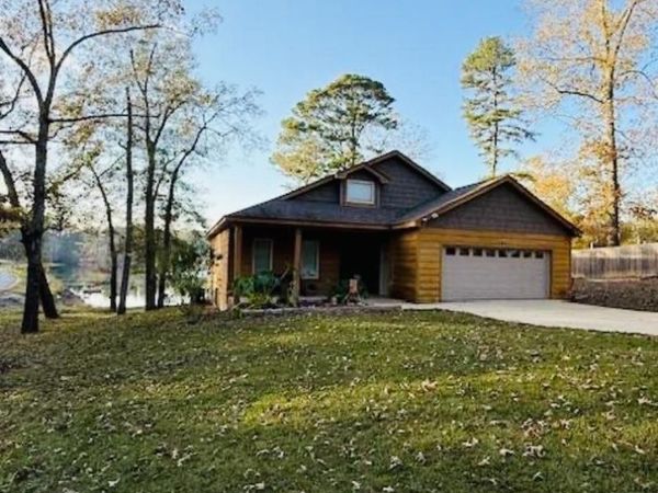 1732 Lake, Fulton, MS 38843