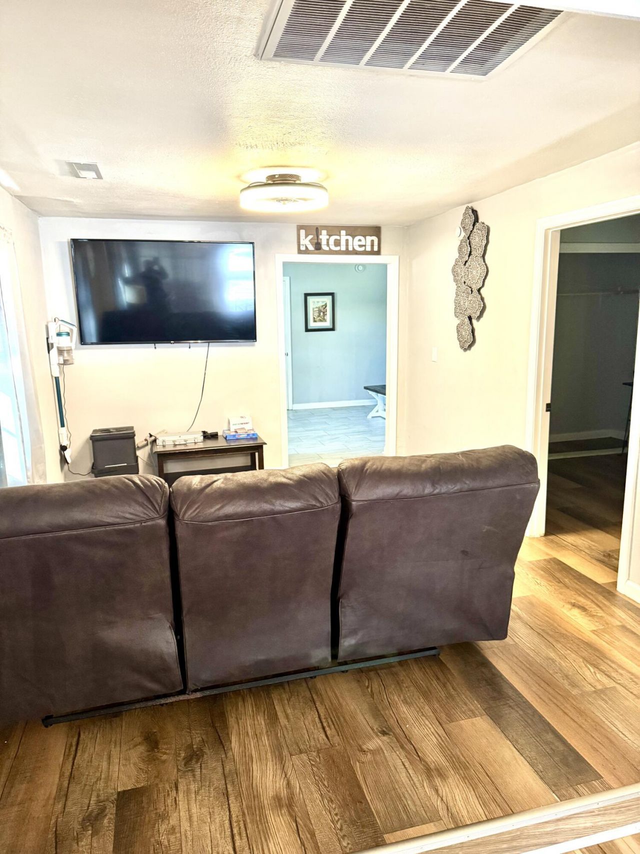 4319 Davison Road Photo 19