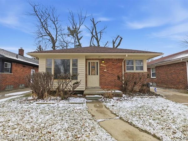 12835 Oak Park Boulevard, Oak Park, MI 48237