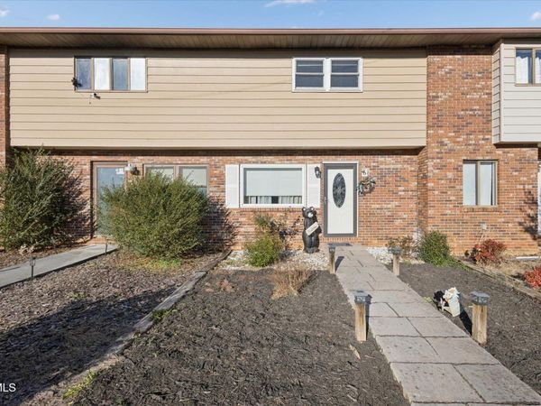 114 Colt Lane, Unit 6, Johnson City, TN 37601