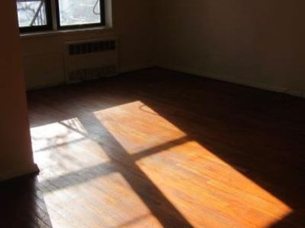 141-05 S Northern Boulevard, Unit 3D, Flushing, NY 11354