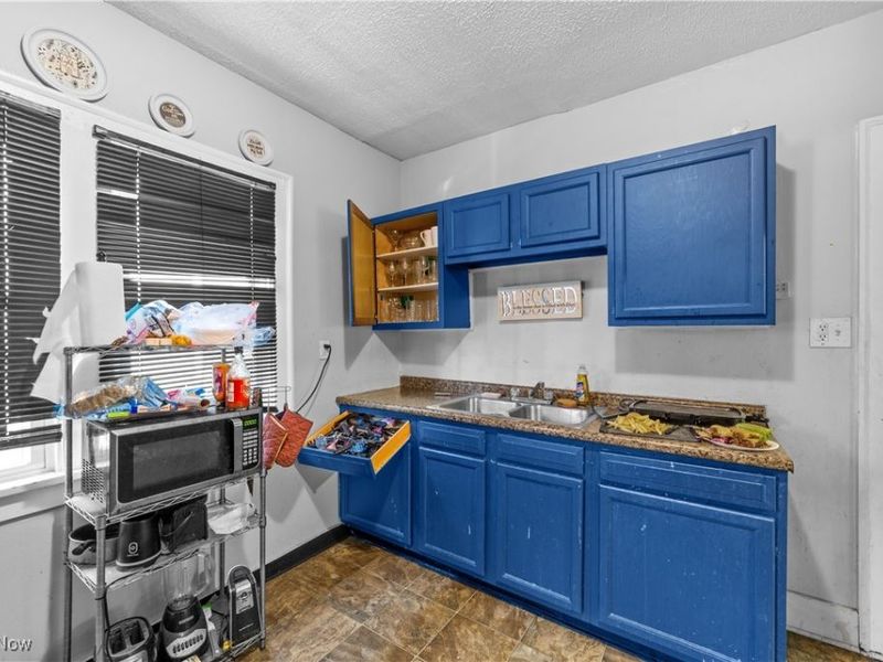 4412 E 156th Street, Cleveland, OH 44128 Photo 18