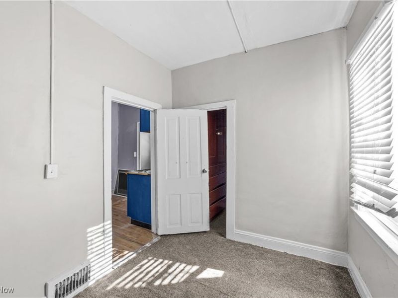 4412 E 156th Street, Cleveland, OH 44128 Photo 31