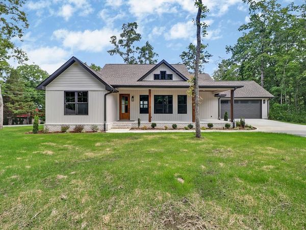 124 Markham Lane, Crossville, TN 38558