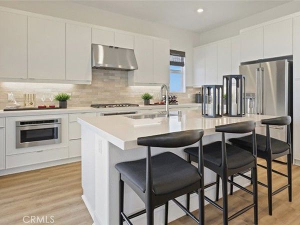 300 Junco, Irvine, CA 92618