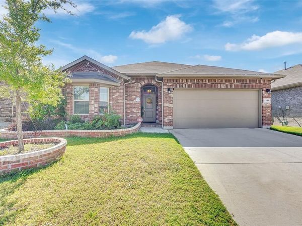 1120 Gillespie Drive, Fort Worth, TX 76247