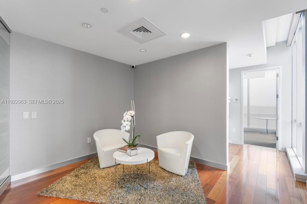 17121 Collins Ave, Unit 903, Sunny Isles Beach, FL 33160 Photo