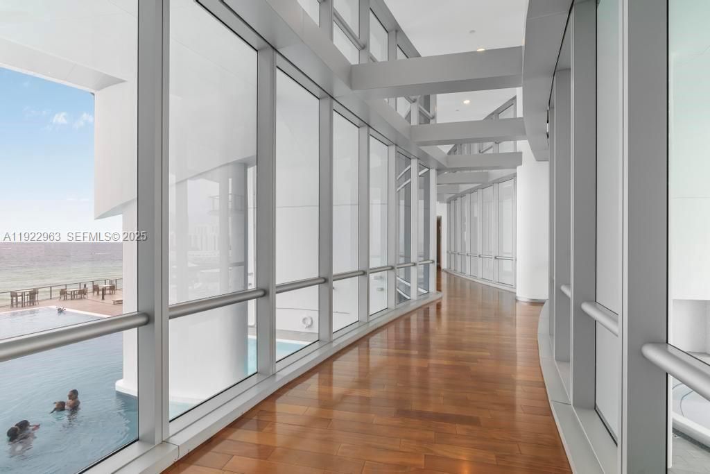 17121 Collins Ave, Unit 903, Sunny Isles Beach, FL 33160 Photo