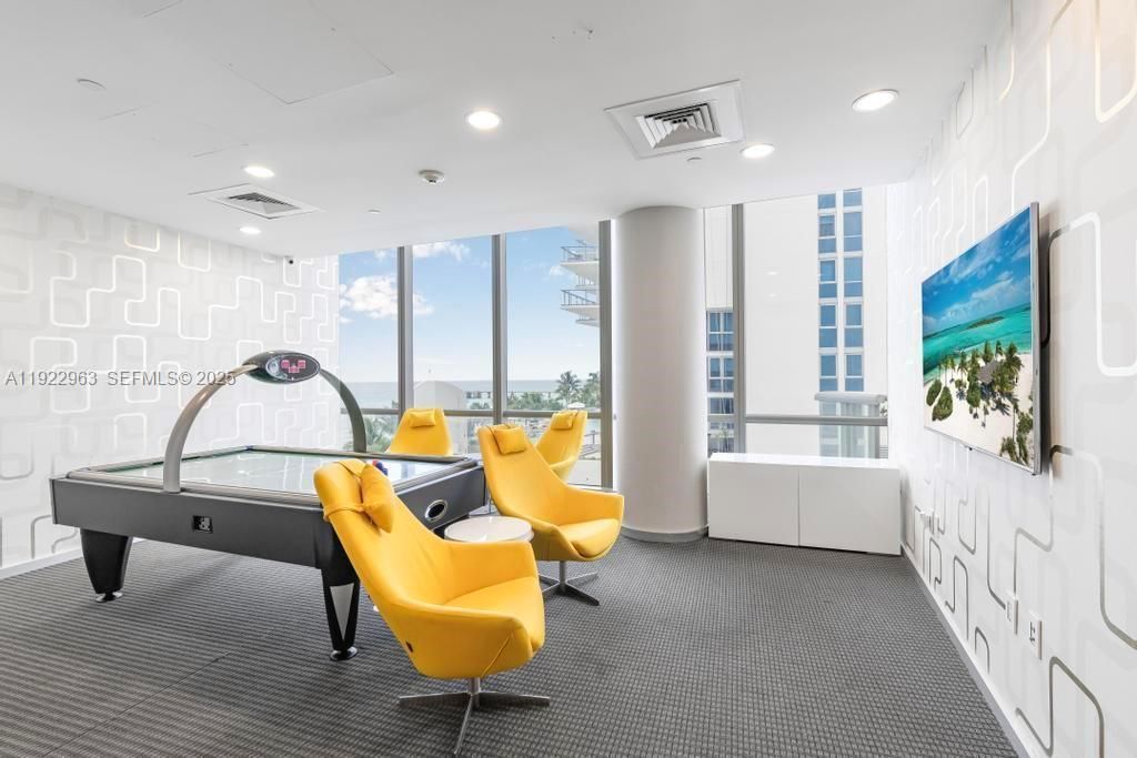 17121 Collins Ave, Unit 903, Sunny Isles Beach, FL 33160 Photo