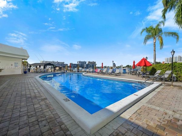 100 Golden Isles Dr, Unit 1109, Hallandale Beach, FL 33009