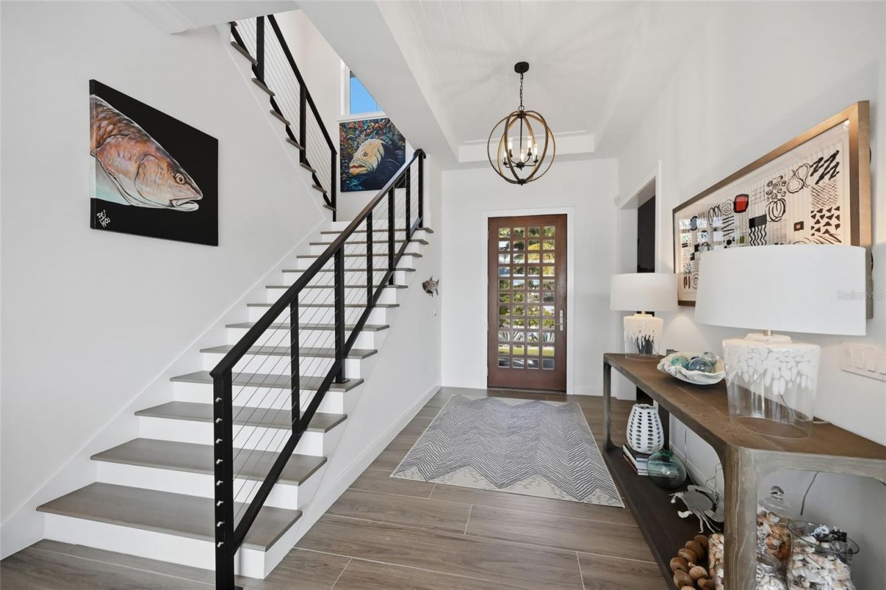 628 Dundee Lane, Holmes Beach, FL 34217 Photo