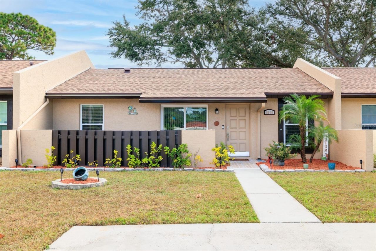 9979 88th Way, Seminole, FL 33777 Photo