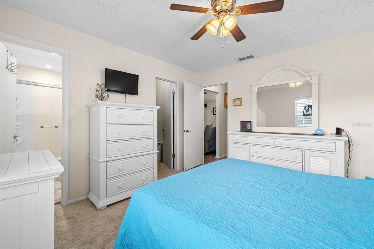 9979 88th Way, Seminole, FL 33777 Photo