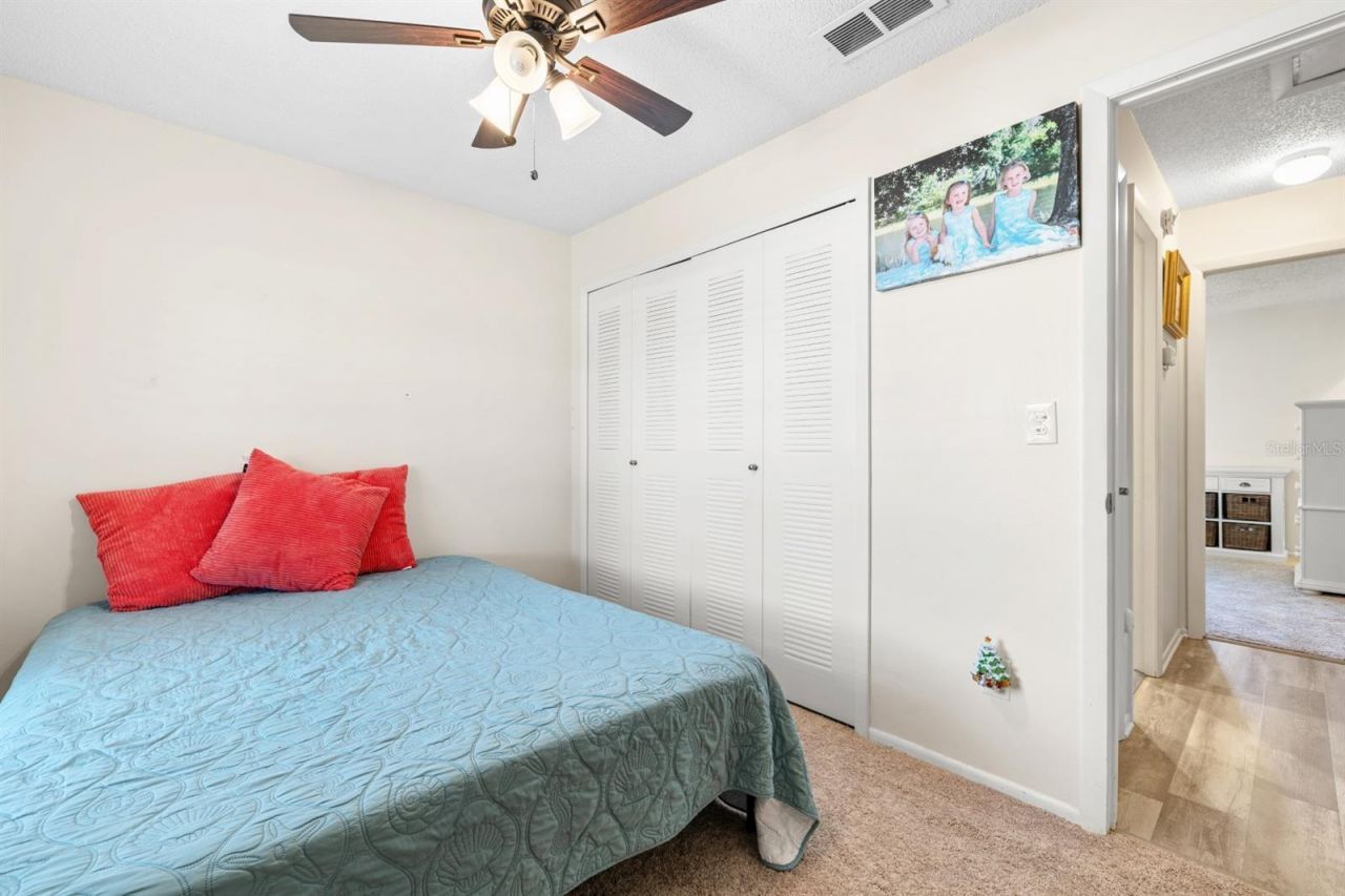 9979 88th Way, Seminole, FL 33777 Photo