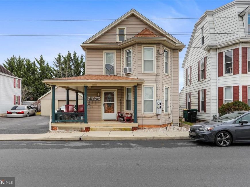 26 E E Madison Street, Greencastle, PA 17225 Main Photo