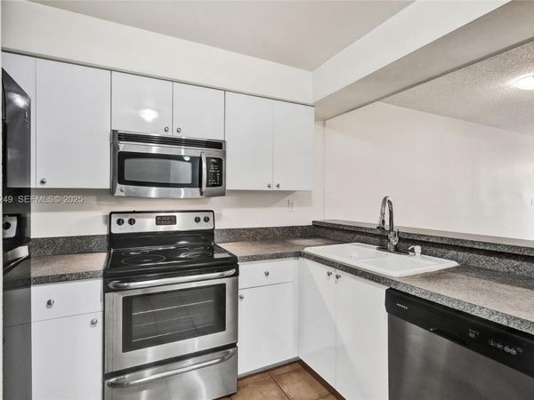 15555 N Miami Lakeway N, Unit 207, Miami Lakes, FL 33014