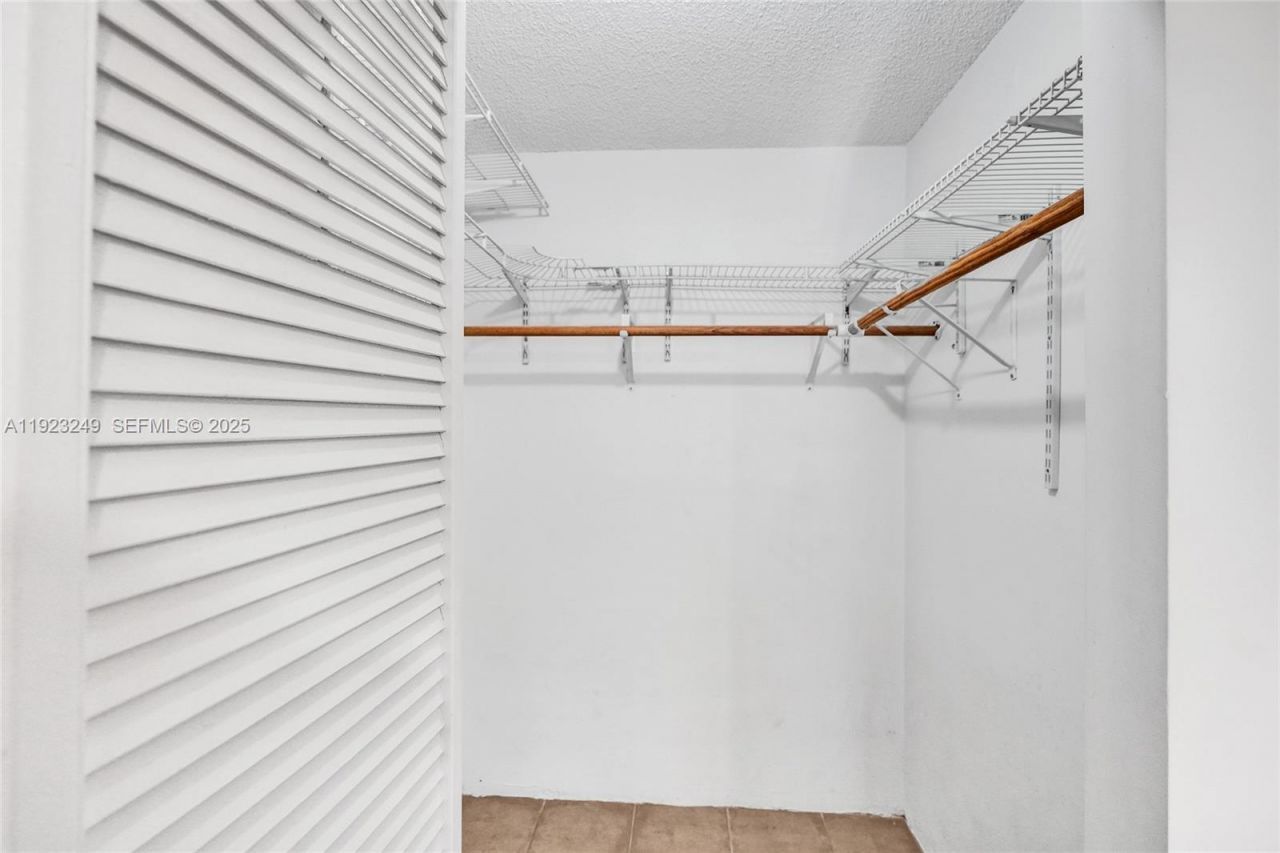 15555 N Miami Lakeway N, Unit 207, Miami Lakes, FL 33014 Photo