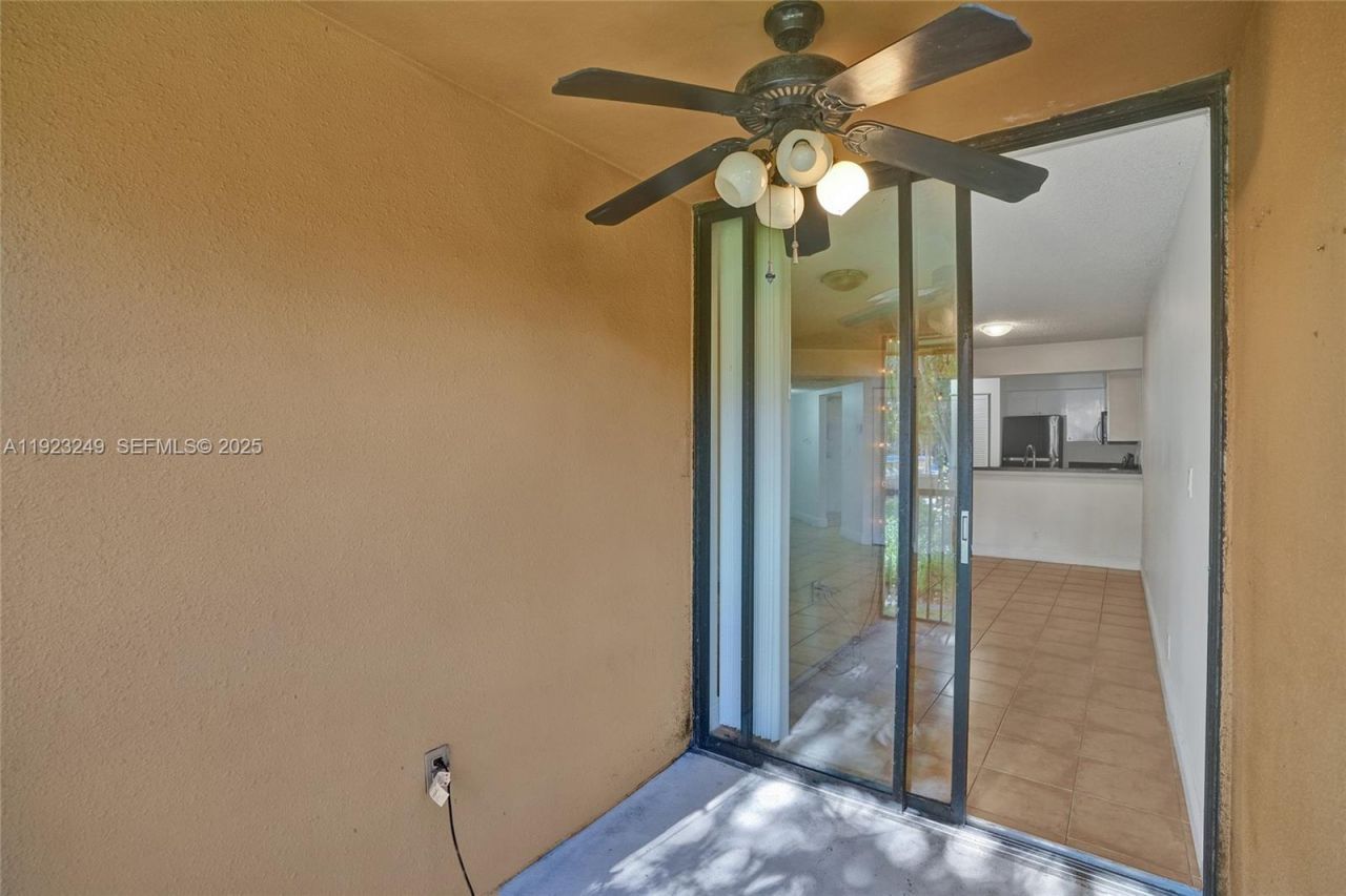 15555 N Miami Lakeway N, Unit 207, Miami Lakes, FL 33014 Photo