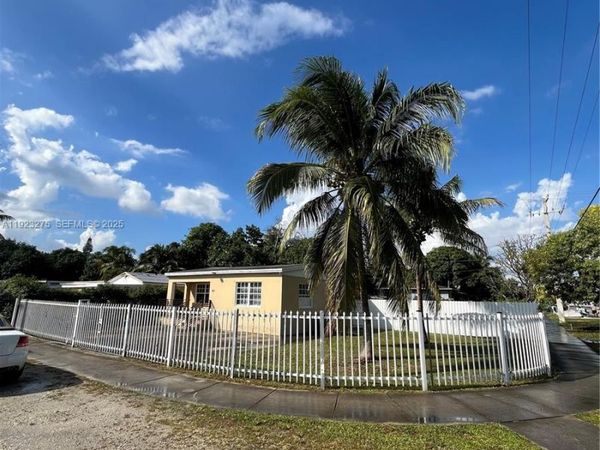 1201 NW 117th St, Miami, FL 33167