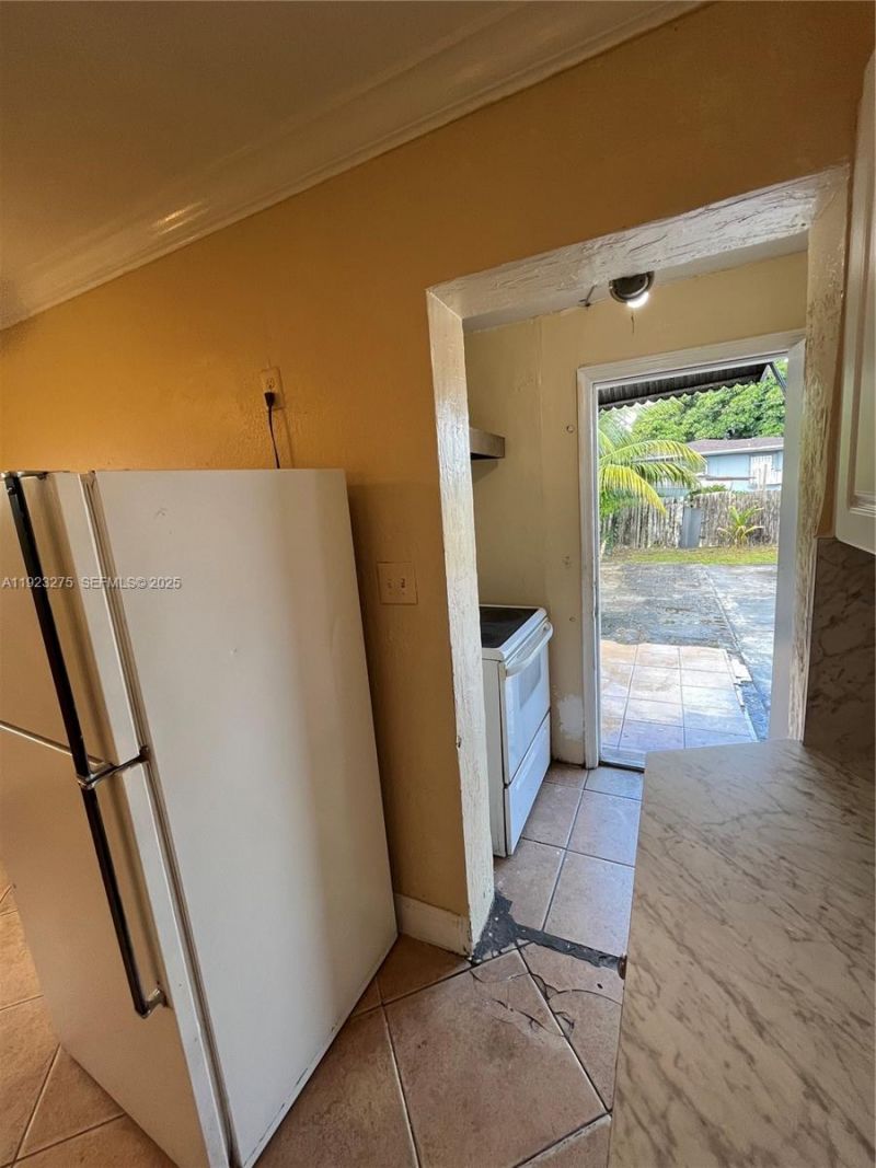 1201 NW 117th St, Miami, FL 33167 Photo