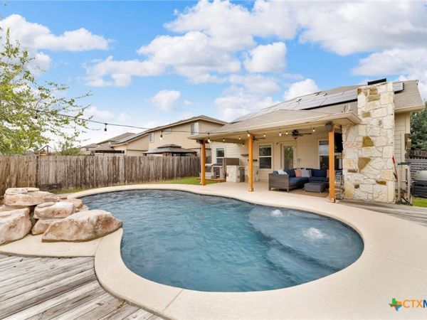 945 Lauren Street, New Braunfels, TX 78130