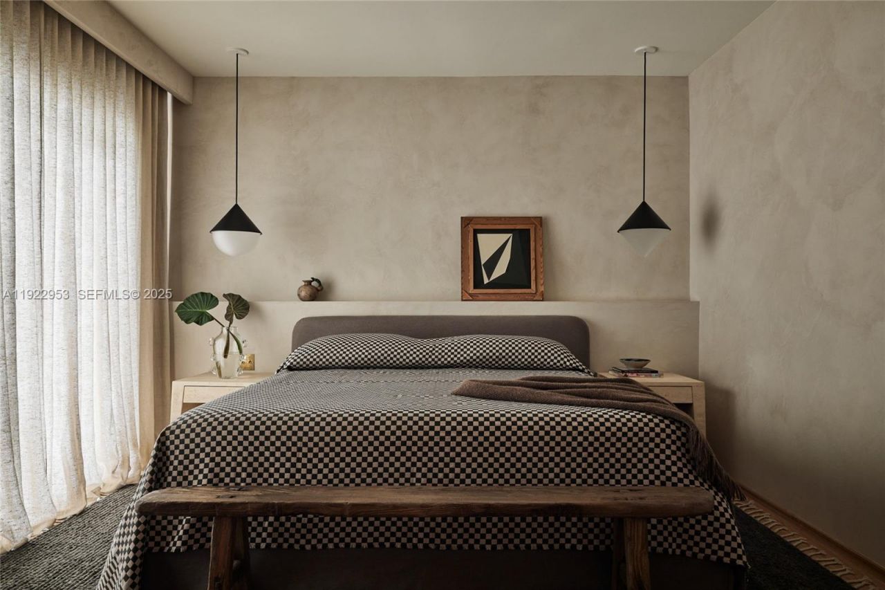 1315 Lenox Ave, Miami Beach, FL 33139 Photo