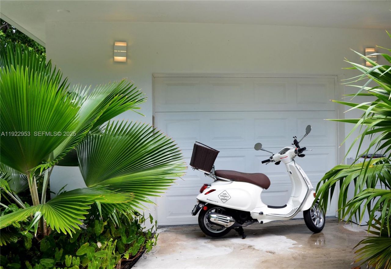 1315 Lenox Ave, Miami Beach, FL 33139 Photo