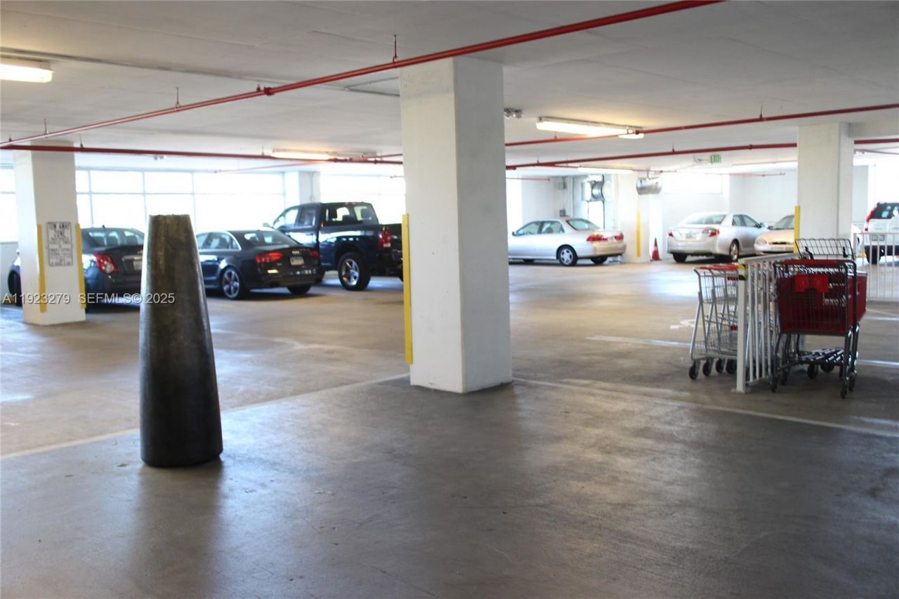 315 NE 3rd Ave, Unit 2005, Fort Lauderdale, FL 33301 Photo