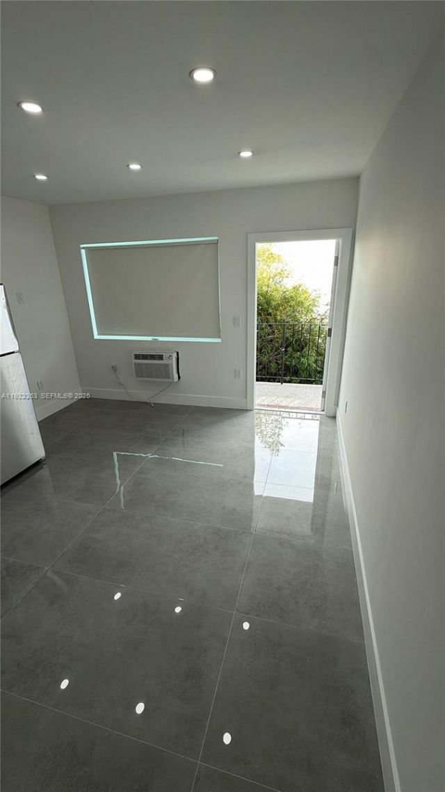 935 Jefferson Ave, Unit 12, Miami Beach, FL 33139 Photo