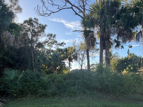 5913 Raintree Trail Trail, Fort Pierce, FL 34982