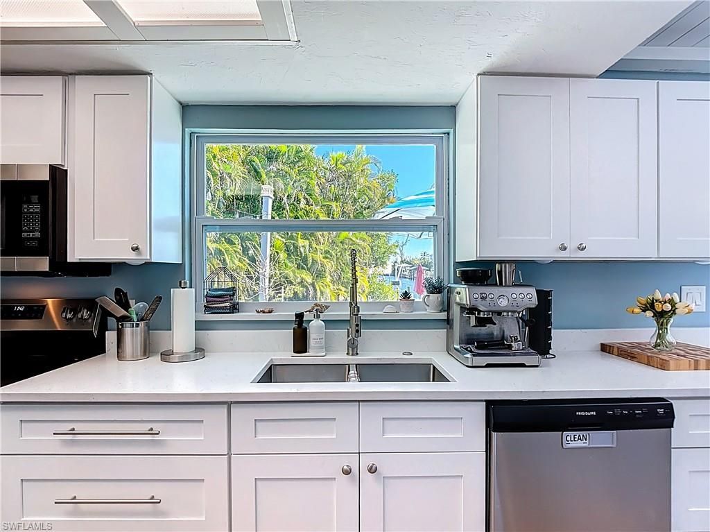 5442 Martin Cv, Bokeelia, FL 33922 Photo