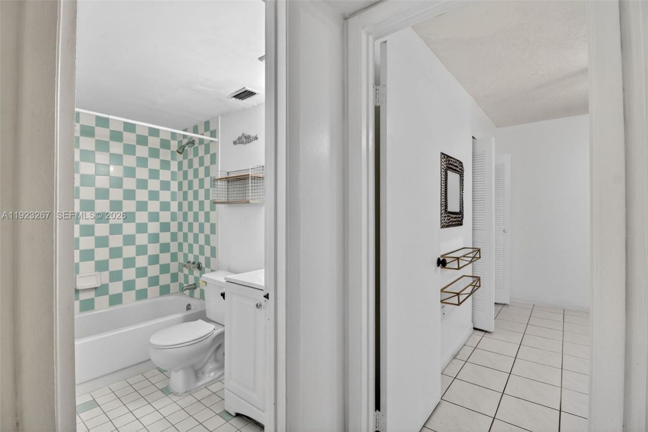 11309 SW 200th St, Unit 209-C, Miami, FL 33157 Photo