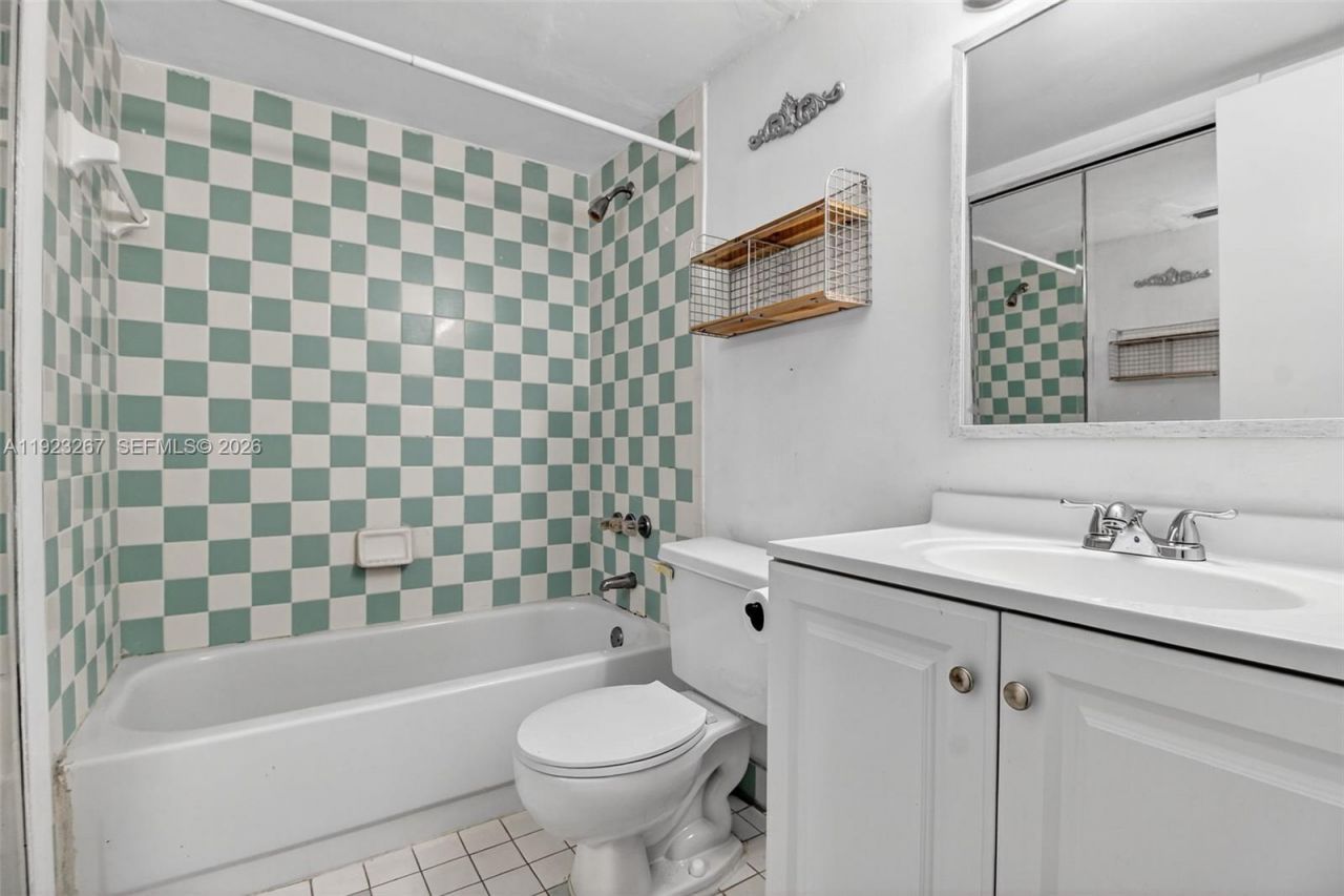 11309 SW 200th St, Unit 209-C, Miami, FL 33157 Photo