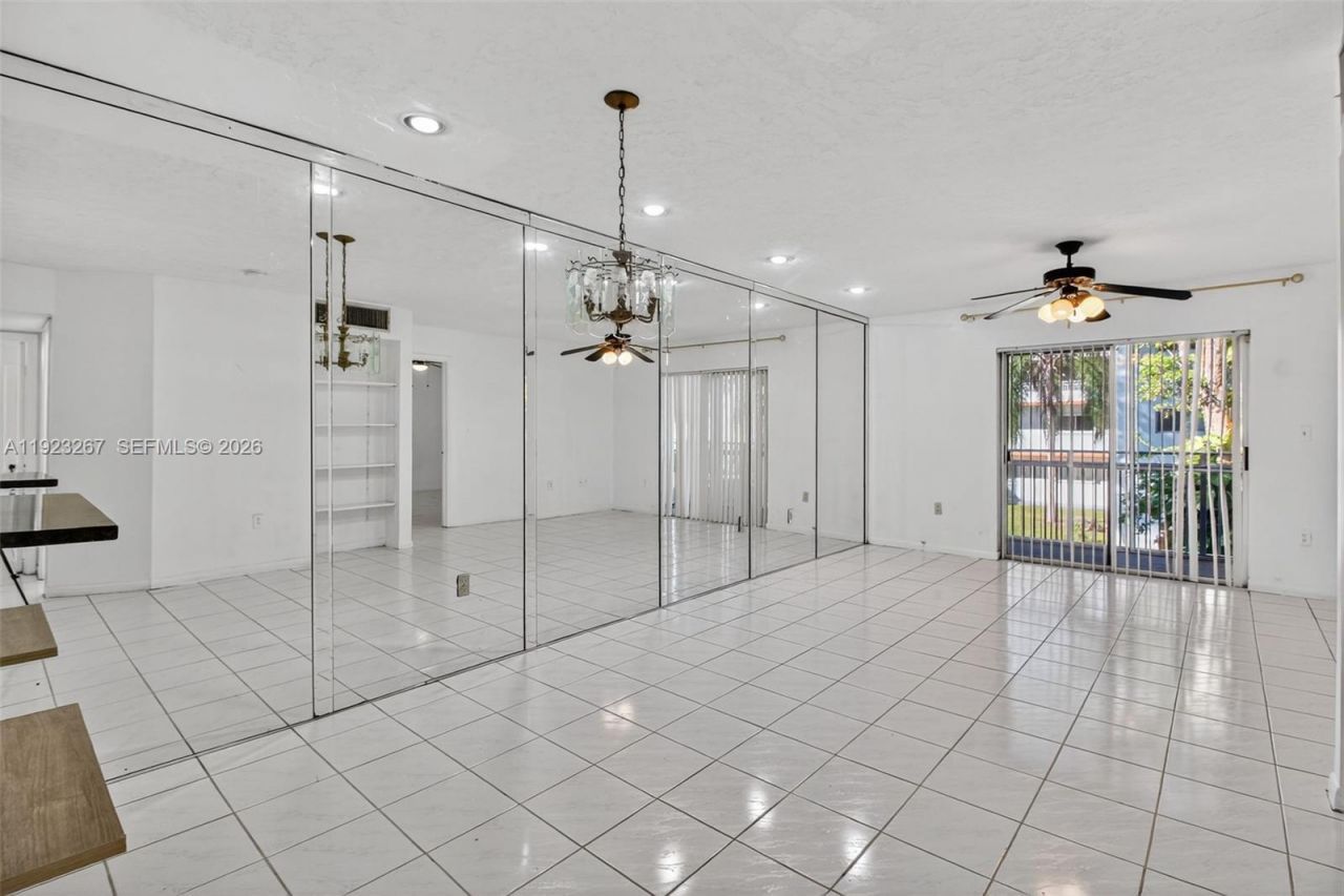 11309 SW 200th St, Unit 209-C, Miami, FL 33157 Photo