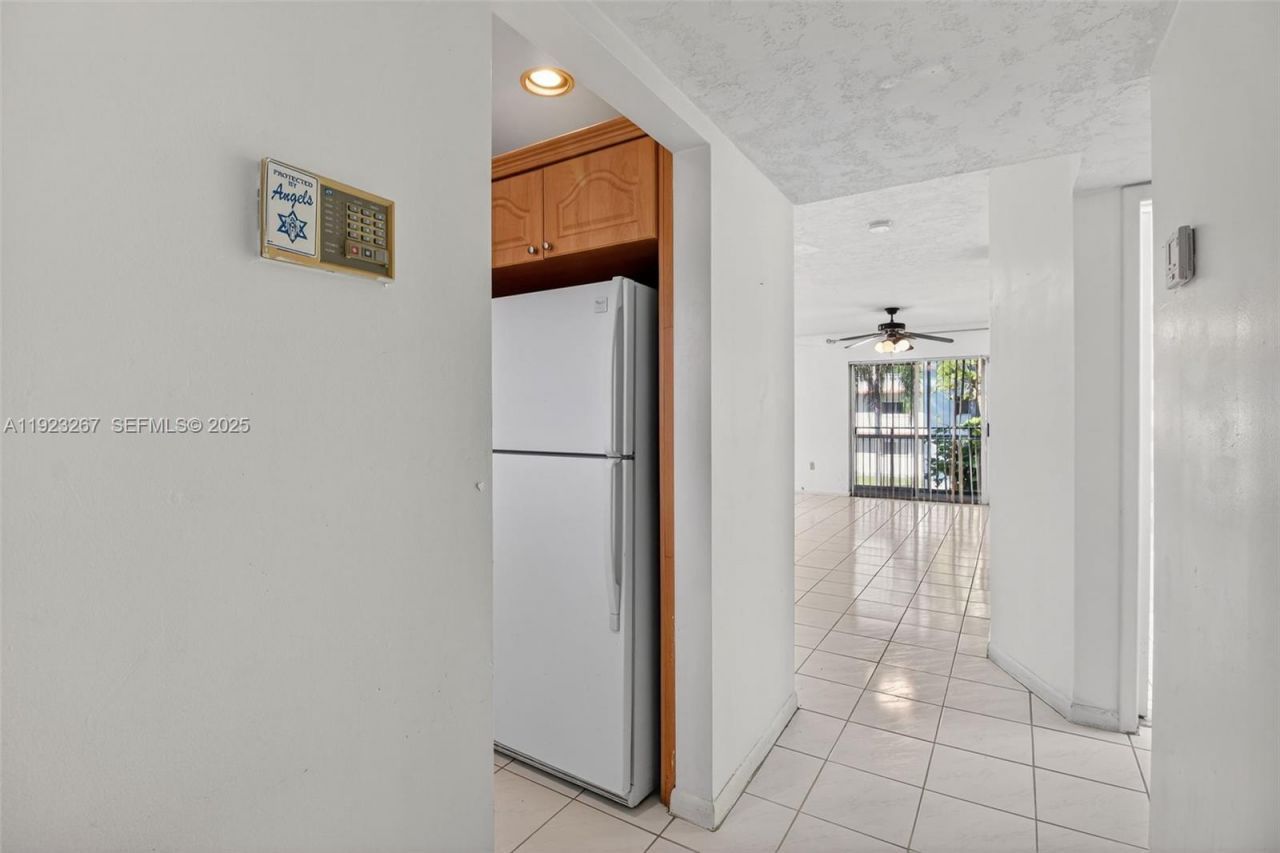 11309 SW 200th St, Unit 209-C, Miami, FL 33157 Photo